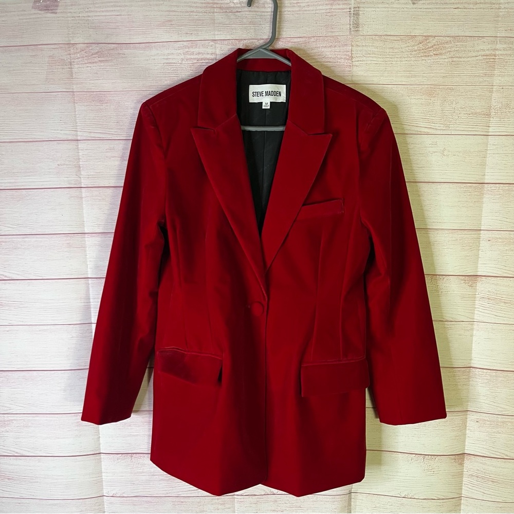 Steve Madden NEW Red‎ Velvet One Button Blazer Size Medium